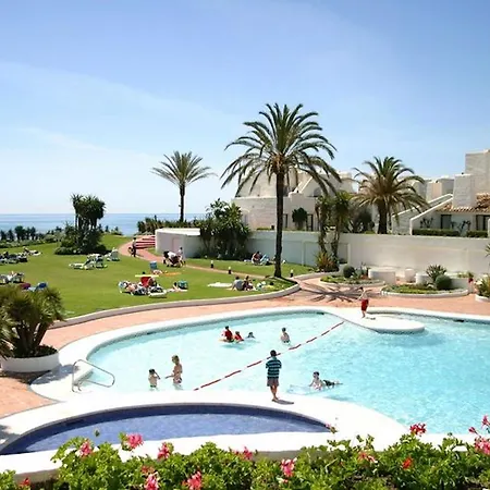 - Playa - De 2 En Urbanizacion Cerca Del Mar Apartment Estepona