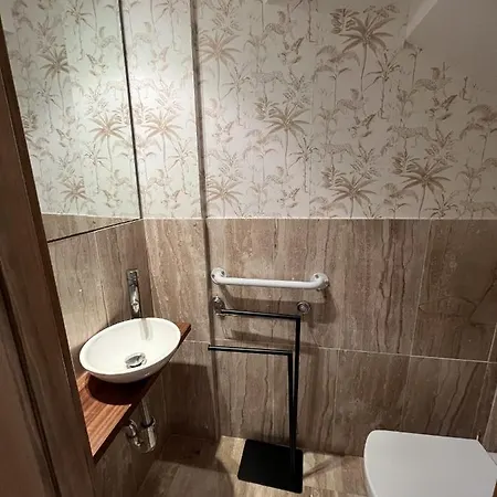 Apartamento - Playa - De 2 En Urbanización Cerca Del Mar Ele9 Estepona