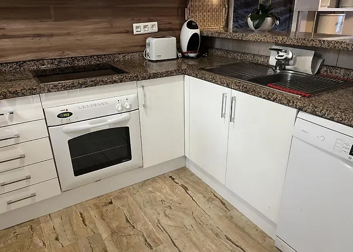 Apartamento - Playa - De 2 En Urbanización Cerca Del Mar Ele9 *